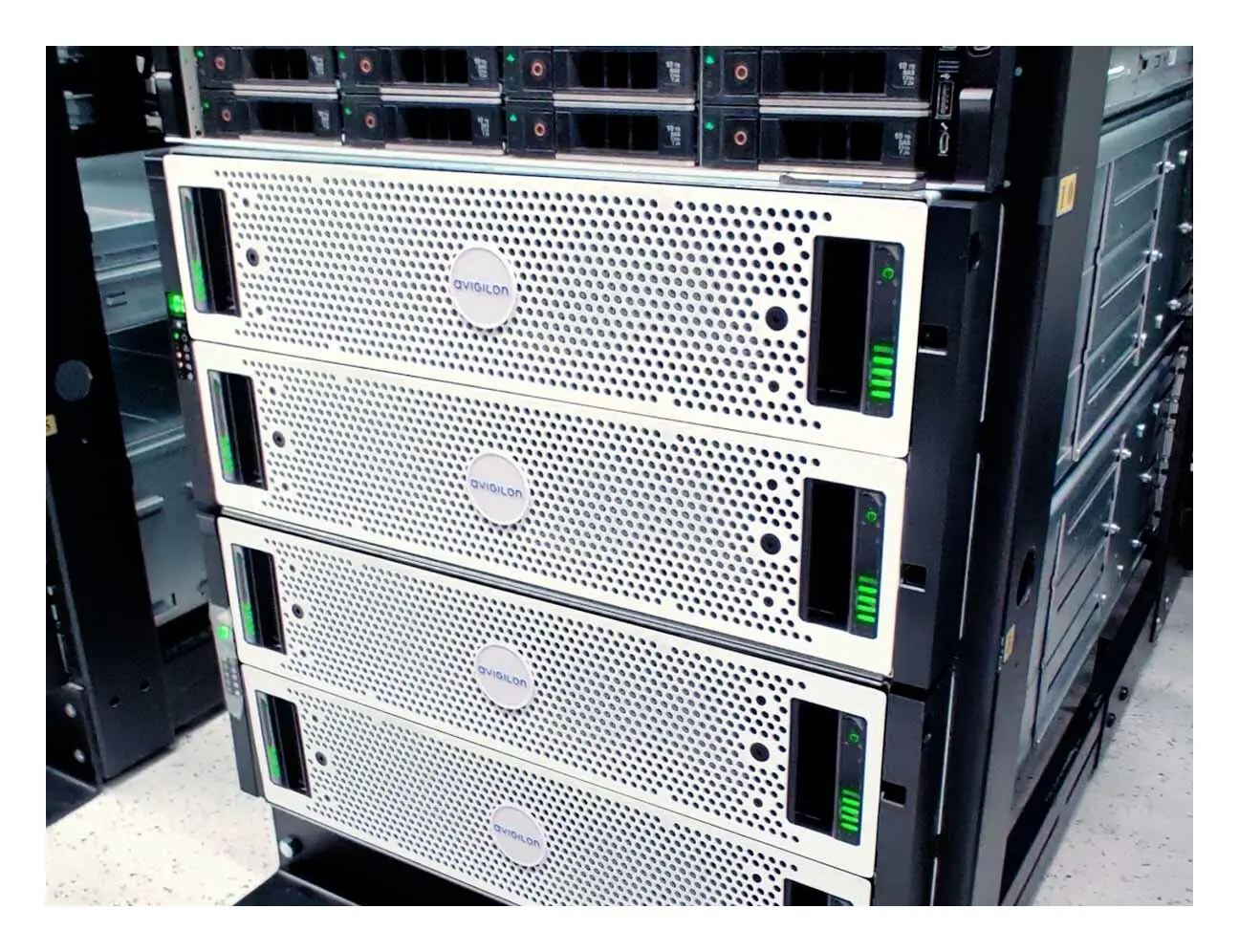 Avigilon AVA-EXP1-789TB 789TB Video Arşiv Sunucusu — görsel 3